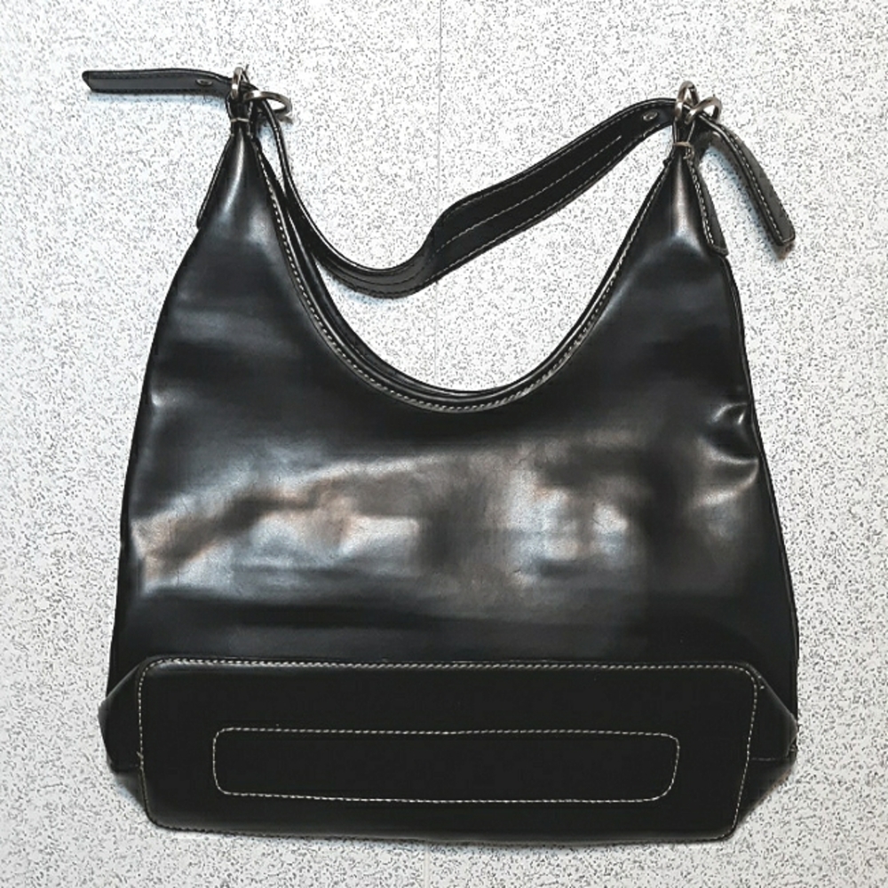 Vintage 2000s Liz Claiborne glossy black over-the-shoulder purse with wallet